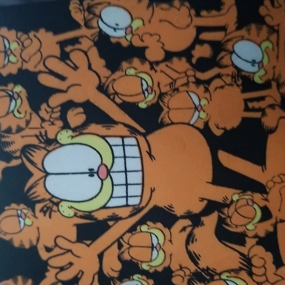 Mens The many faces of Garfield tie. Paws Addiction